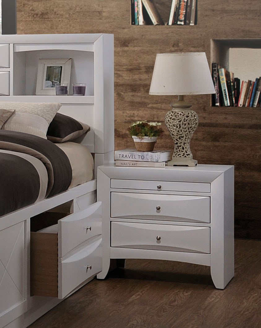 Ireland Solid Wood 5-Piece Bedroom Set Bed Frame, Dresser, Chest, Nightstand and Mirror, Box Spring Not Required