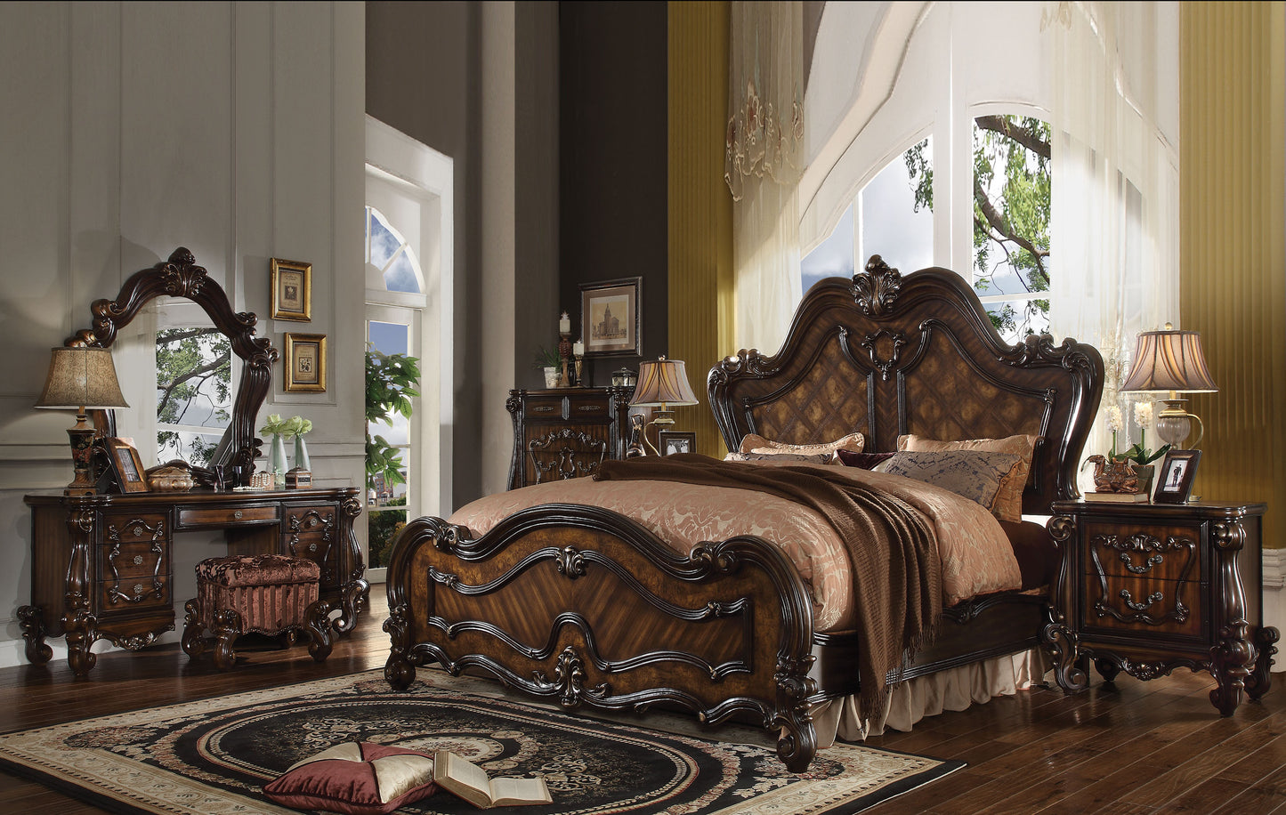 Versailles Bed 21790Q