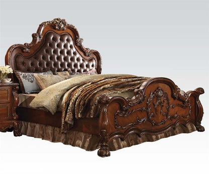 Dresden Bed in Cherry Oak