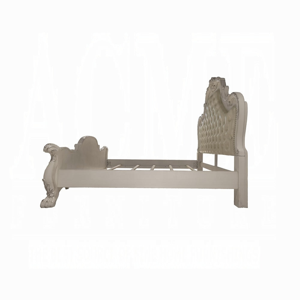 Dresden Bed in Bone White