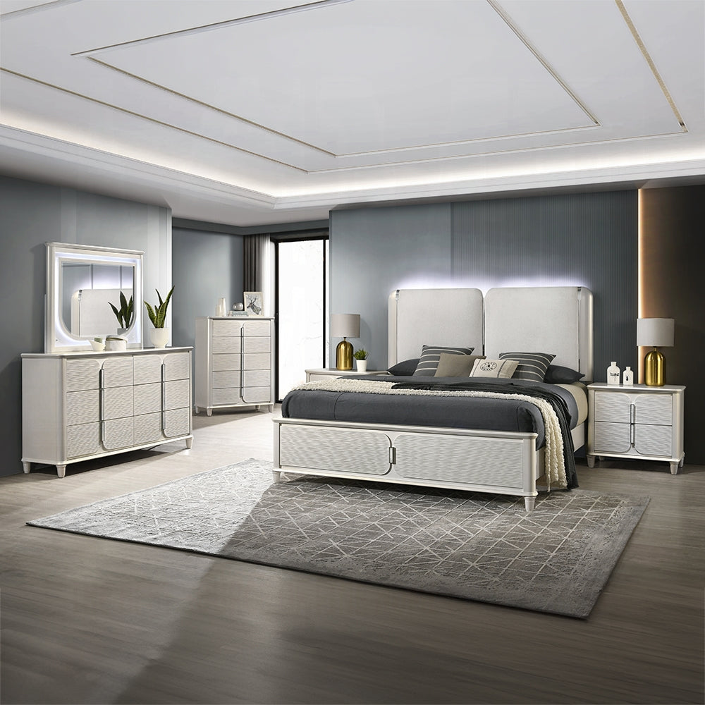 Laveda 6-Piece Bedroom Set