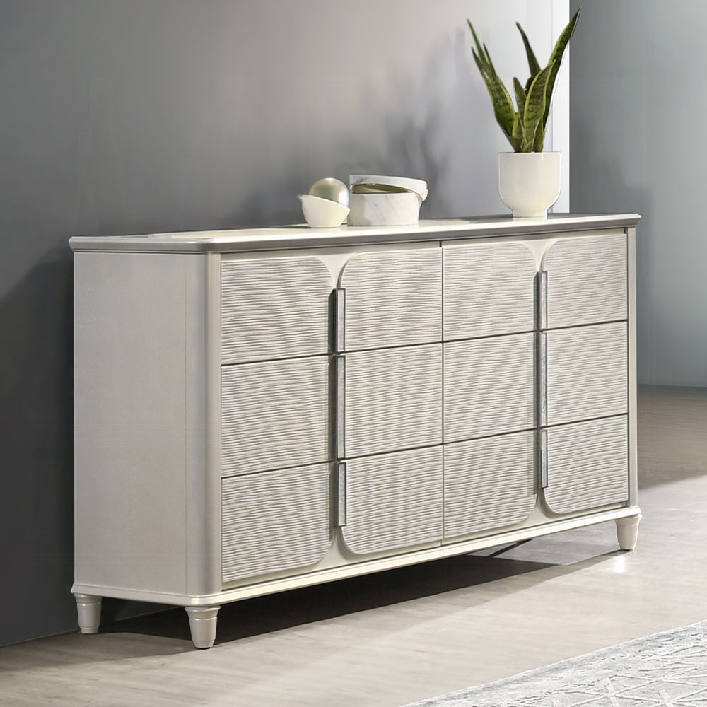 Laveda 6-Piece Bedroom Set