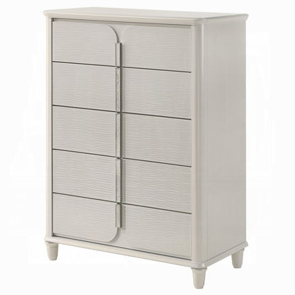 Laveda 6-Piece Bedroom Set
